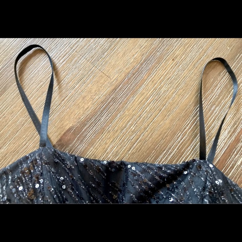 đź–¤Stunning Prom Dressđź–¤ - Picture 9 of 11